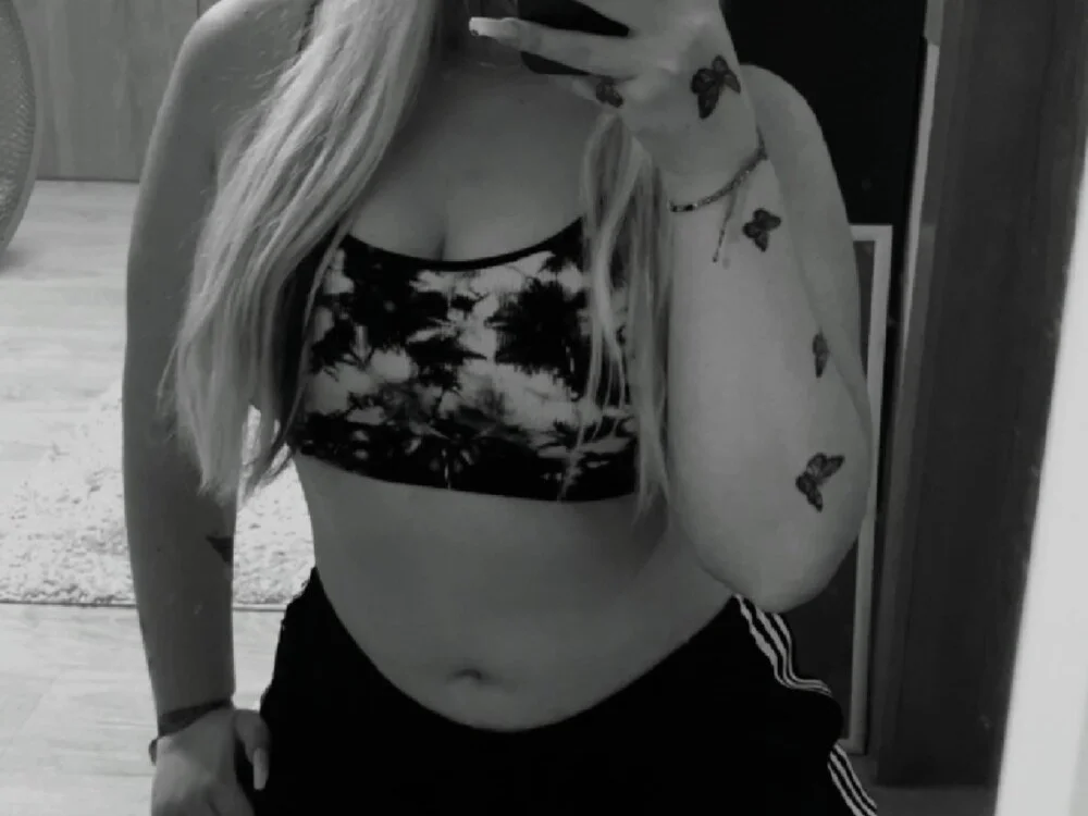 HannahCream Offline XXX-Chat