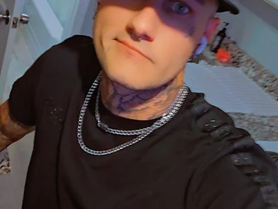 Profile thumbnail for chad223p