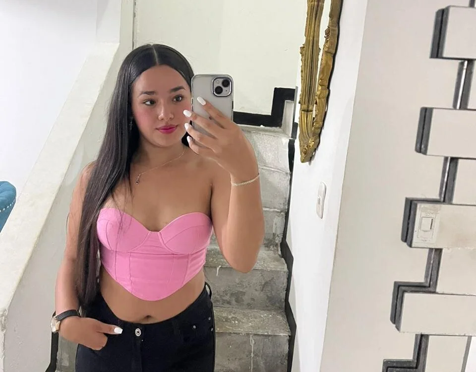 دردشة Luciaparker03 الجنسية دون اتصال