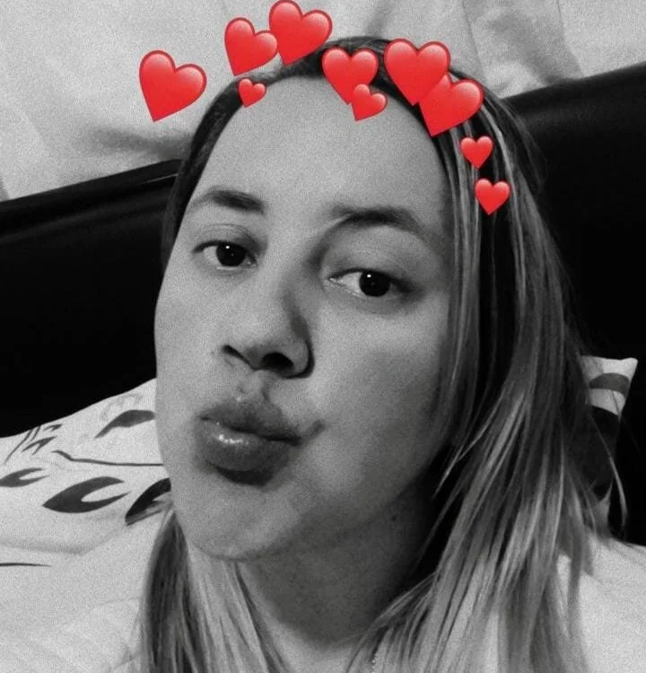 S_Miranda2xx's Offline Chat Room