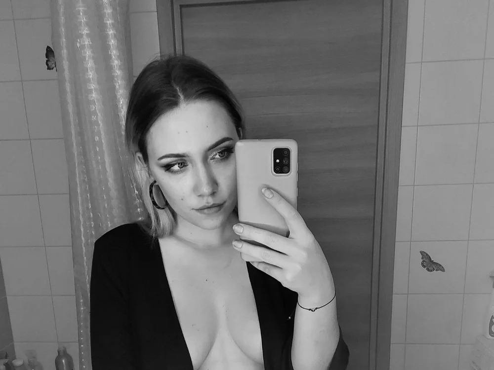 SCARLETT__COOPER's Offline XXX Chat