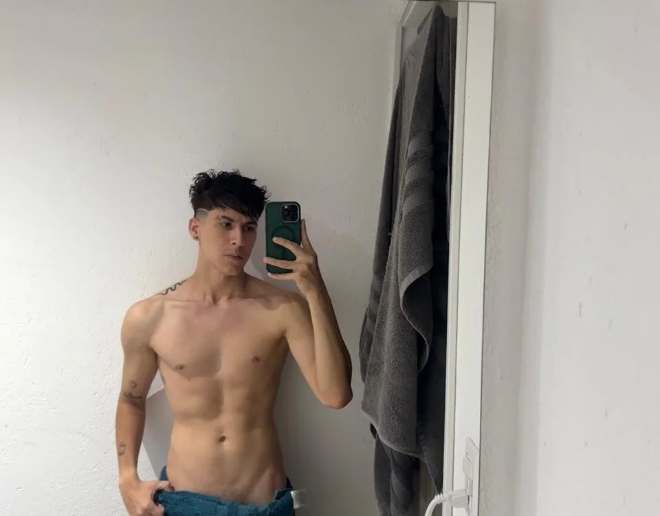 LianZaid offline XXX-chatje