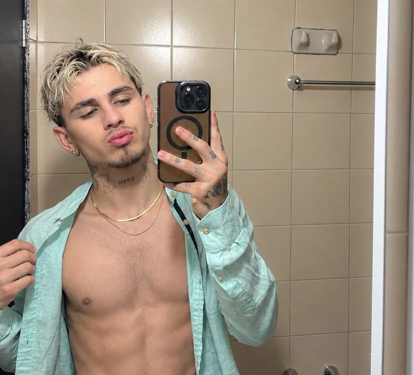 Offline XXX chat Jaxon_matias72