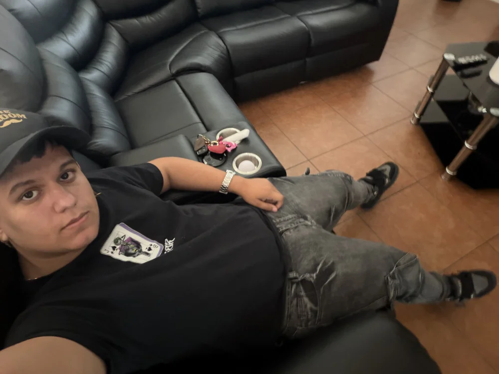 S3Xmaniatic's Offline XXX Chat