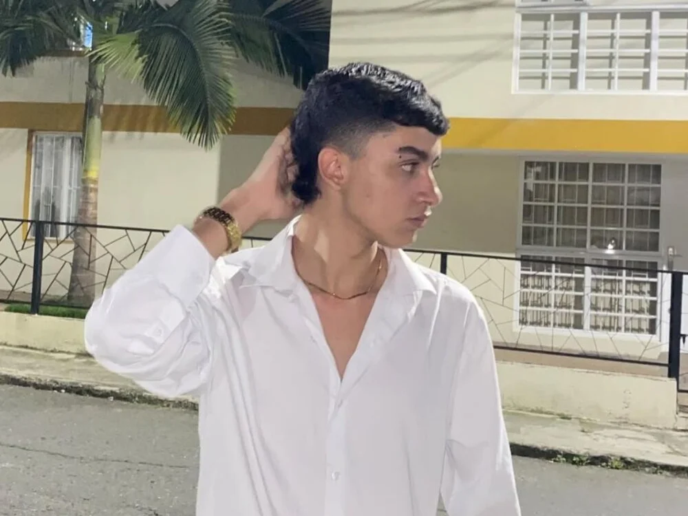 Chat XXX Live double_temptation2