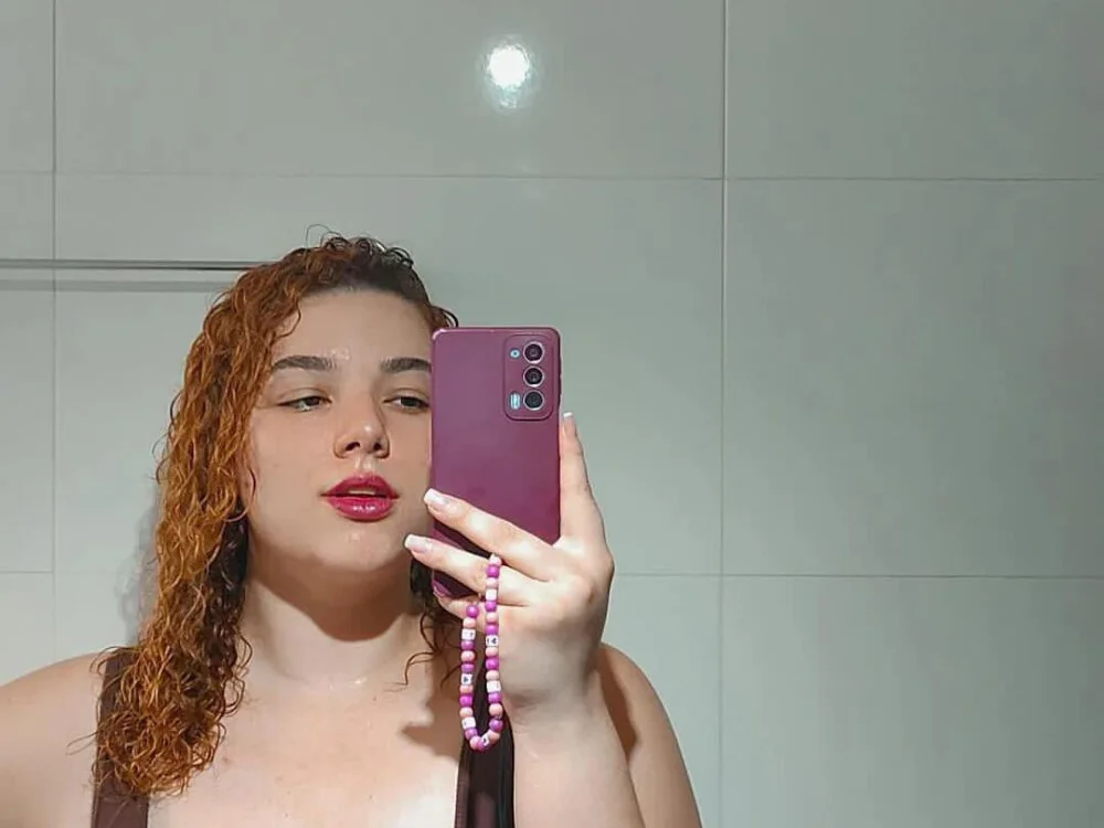 SeleniSolea's Offline XXX Chat