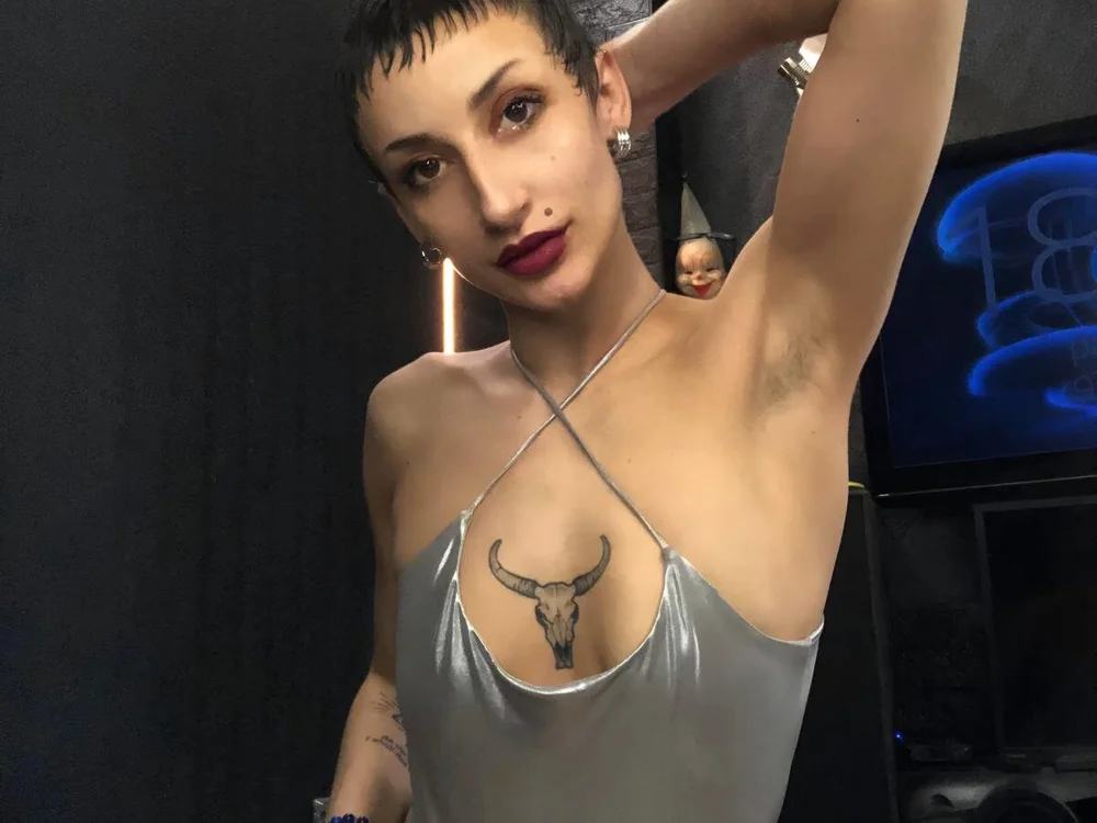 mivioni's Offline XXX Chat