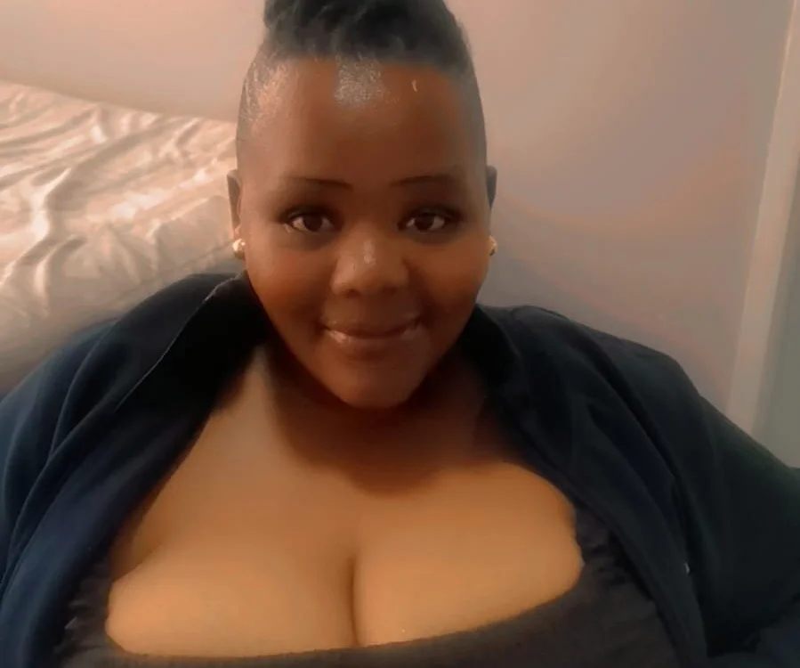 Chatroom XXX hors ligne de BigMelonsxxxxx