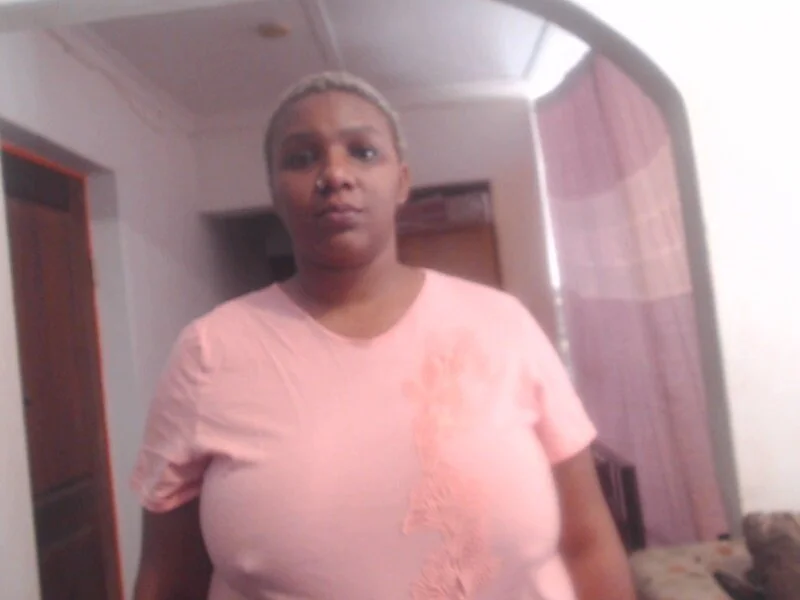 Chat +18 off-line de HugeFlabbyAss