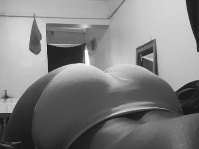 cutiepie09 — live female cam