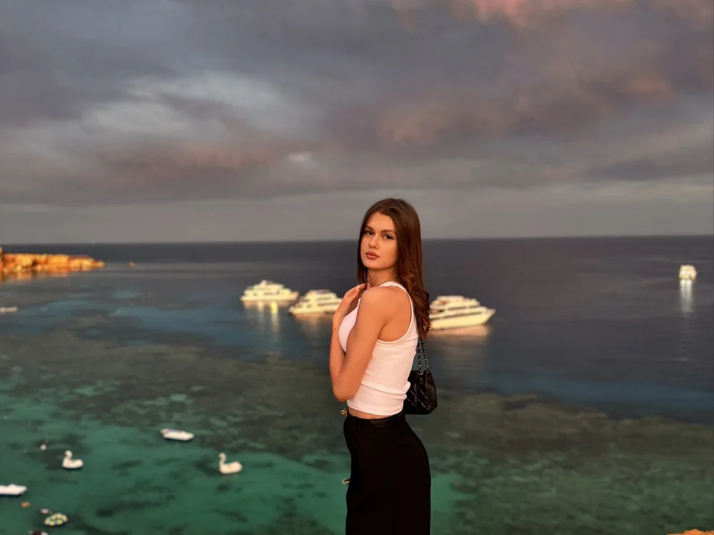 Ellen_Brune offline chatrum