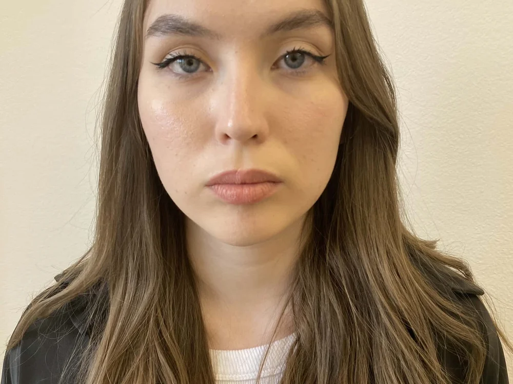 EmiIyHortton's Offline XXX Chat