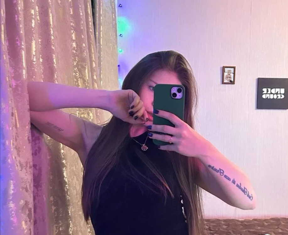 bellaelfie offline chatrum