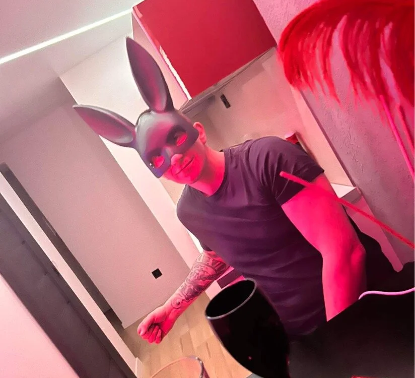 Jaro89's Offline Chat Room