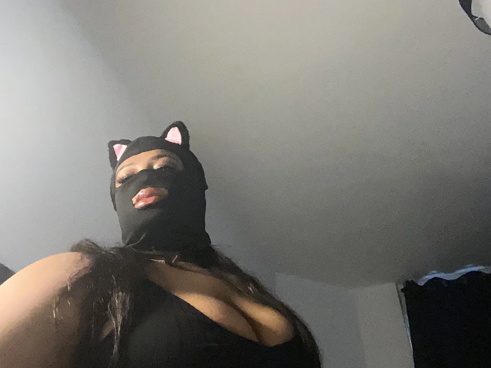 MsCurvy_RoseXX offline chatrum