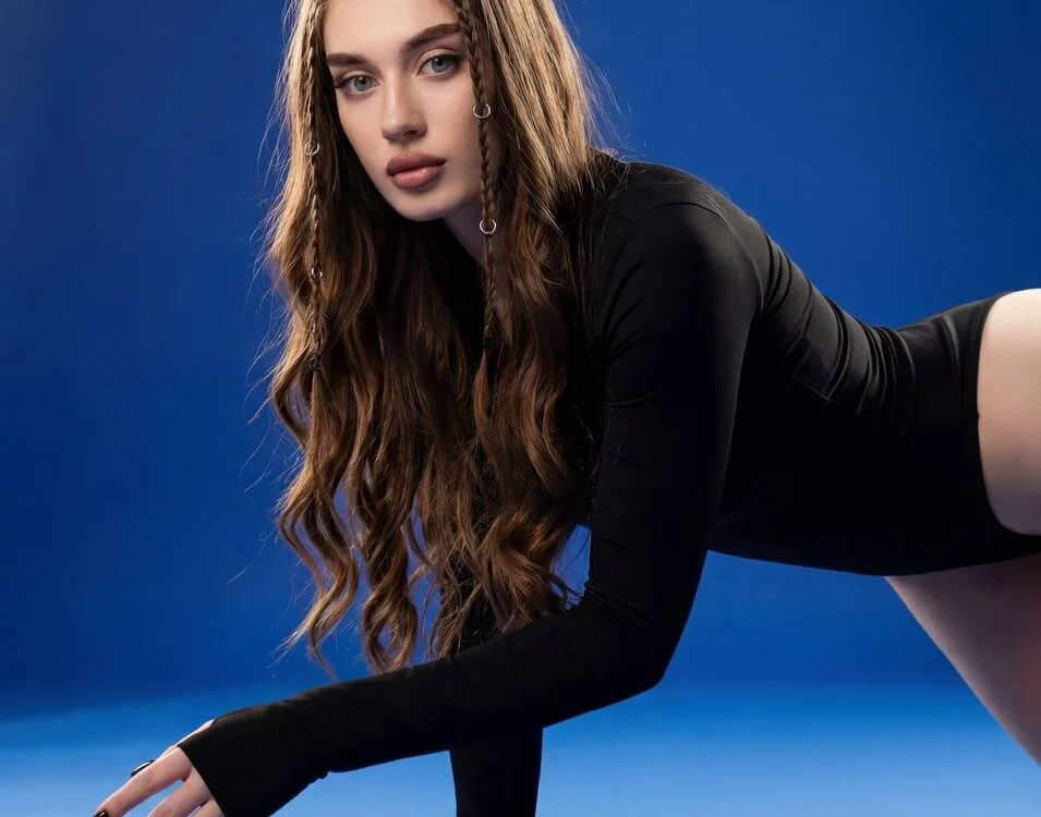 sensitiveana – Offline XXX chat