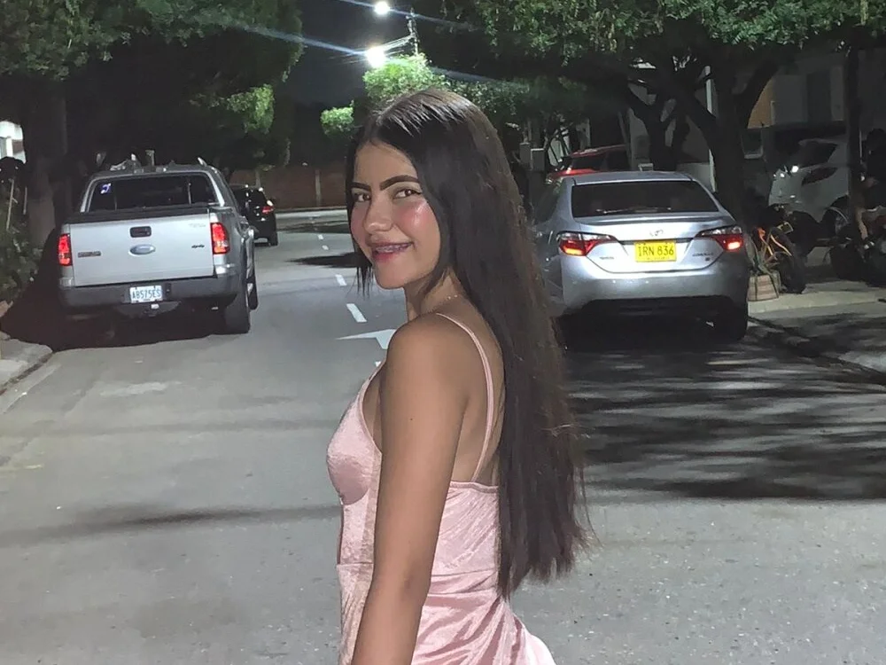 Thegirls_'s Offline XXX Chat