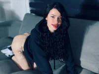 Nanis_Jamesn Live XXX chat