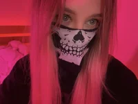 maaaommaoo's Offline Chat Room