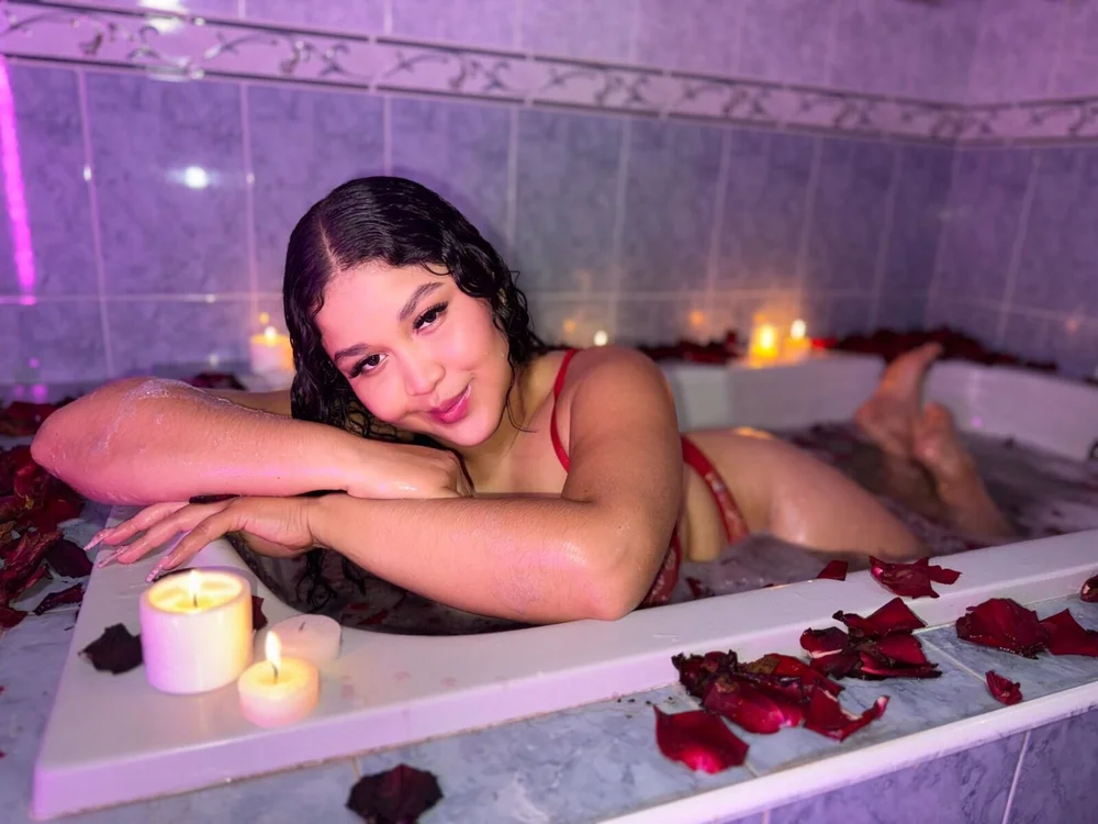 YOUR_MILLIE cam model