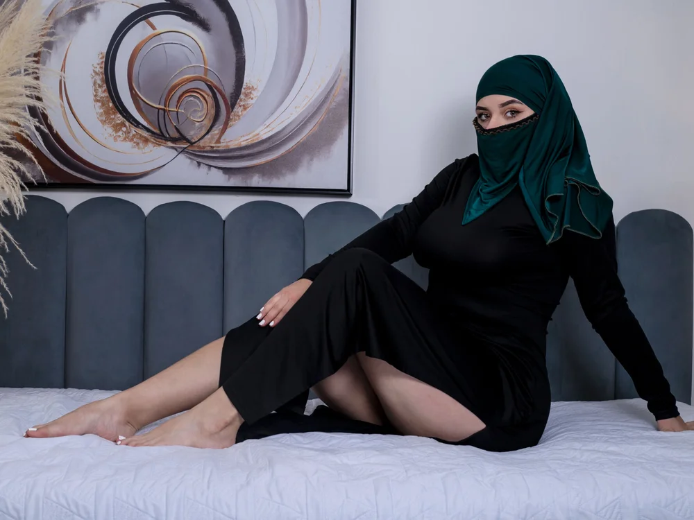 _Aliyah's Offline Chat Room