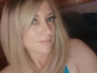 JenDollxxx live cam model
