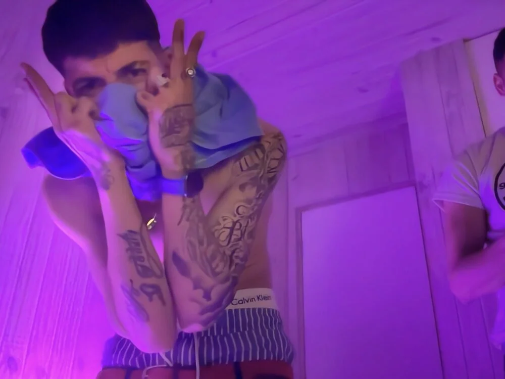 badboy366 Chat XXX offline