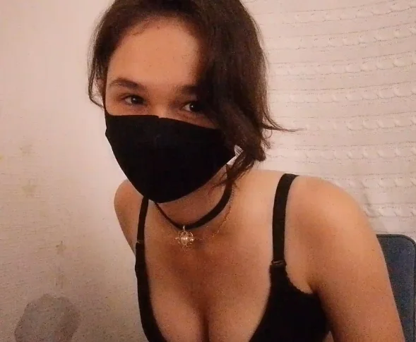 Cameron_Clifford20's Offline XXX Chat