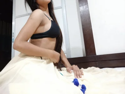 Suvosri on StripChat