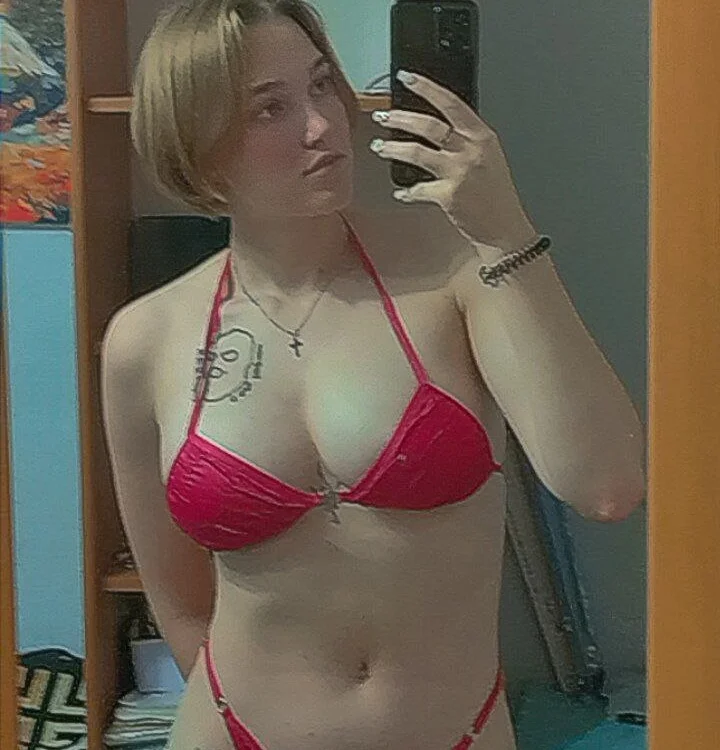 julielourens Offline XXX-Chat