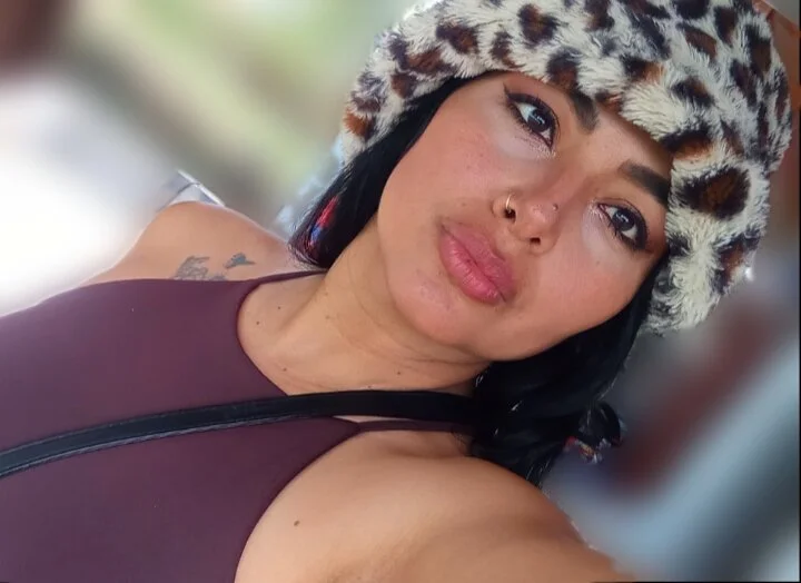 Offline XXX chat Antonella-corruso