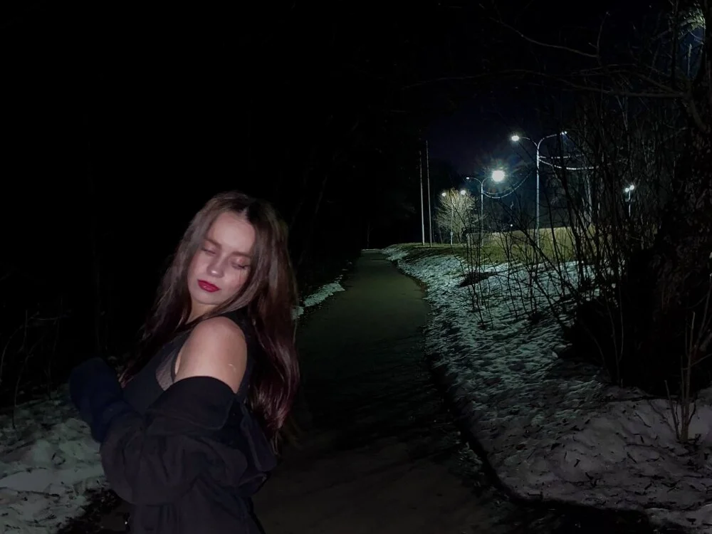 แชท XXX ออฟไลน์ของ Lizza_crown1