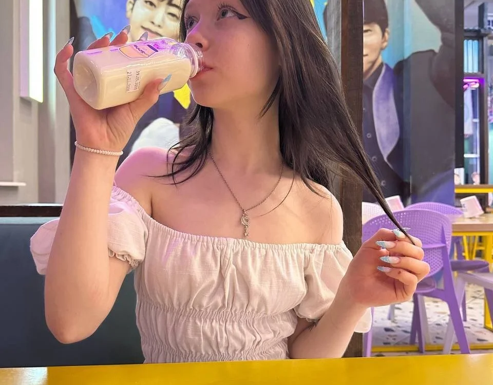 Joyce_Murphy's Offline XXX Chat