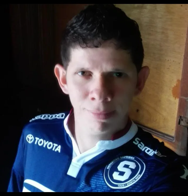 noan83's Offline Chat Room