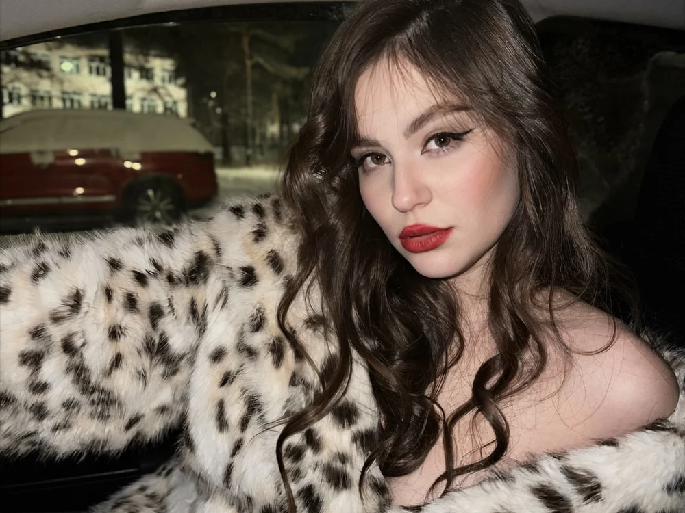 LinaBlisss' Offline XXX Chat