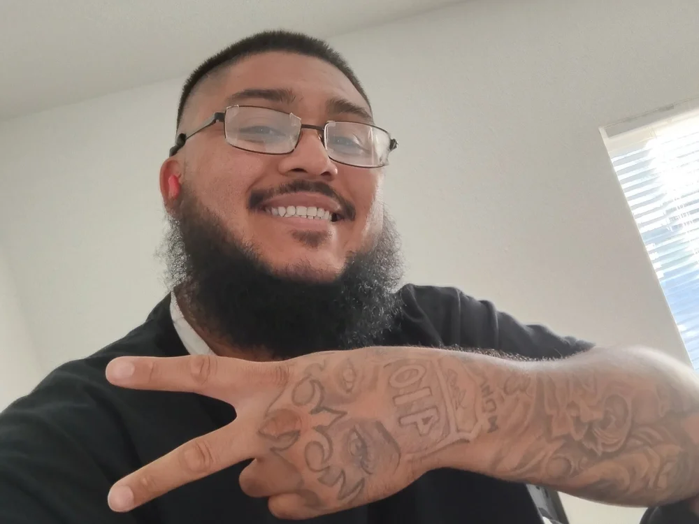 NoteworthyMorale9's Offline Chat Room