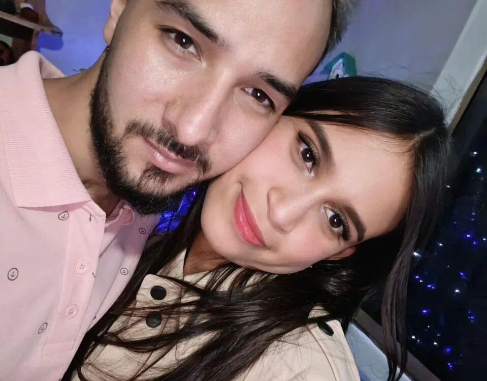 Muycaliente12-'s Offline XXX Chat