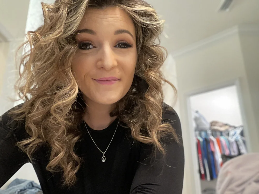 laylaalust's Offline Chat Room