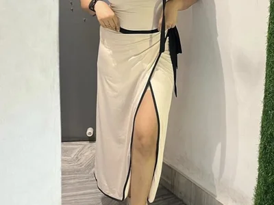 nisha_1110 on StripChat