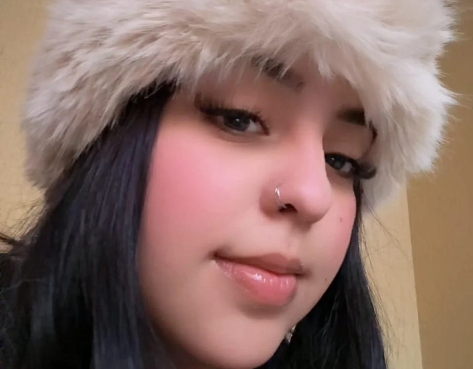 NatyMoon25's Offline Chat Room