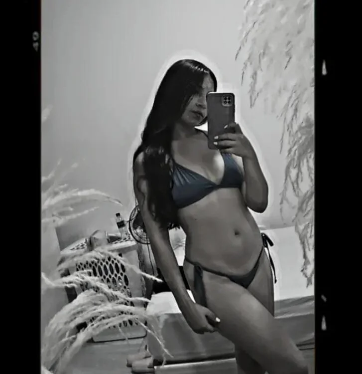_kristel_noa_'s Offline XXX Chat