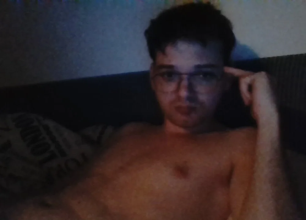 Marci711's Offline Chat Room