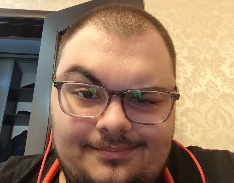 BigChefDaniel's Offline Chat Room