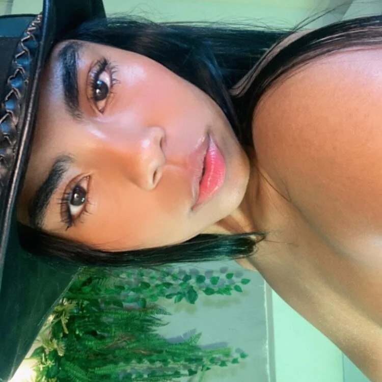 Dakota_ferreti_ 离线XXX聊天