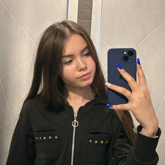 Chat +18 off-line de ElmiraDabato