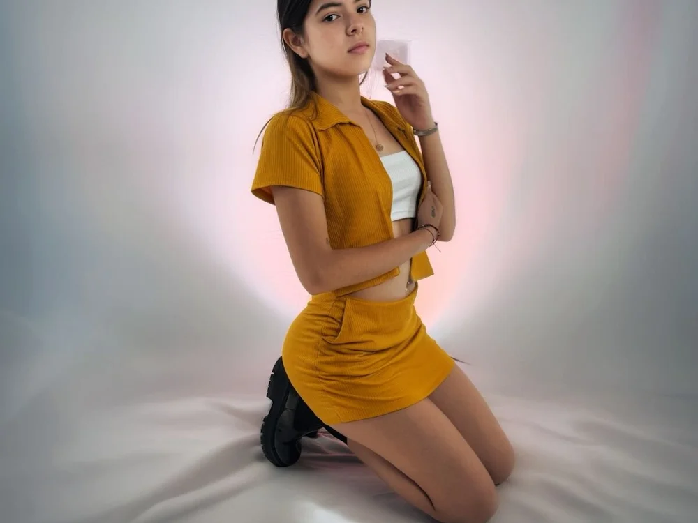 Maddy_bennet's Offline XXX Chat