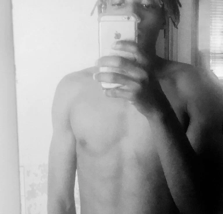 FullyxLoaded Adlı Modelin Çevrimdışı XXX Sohbeti