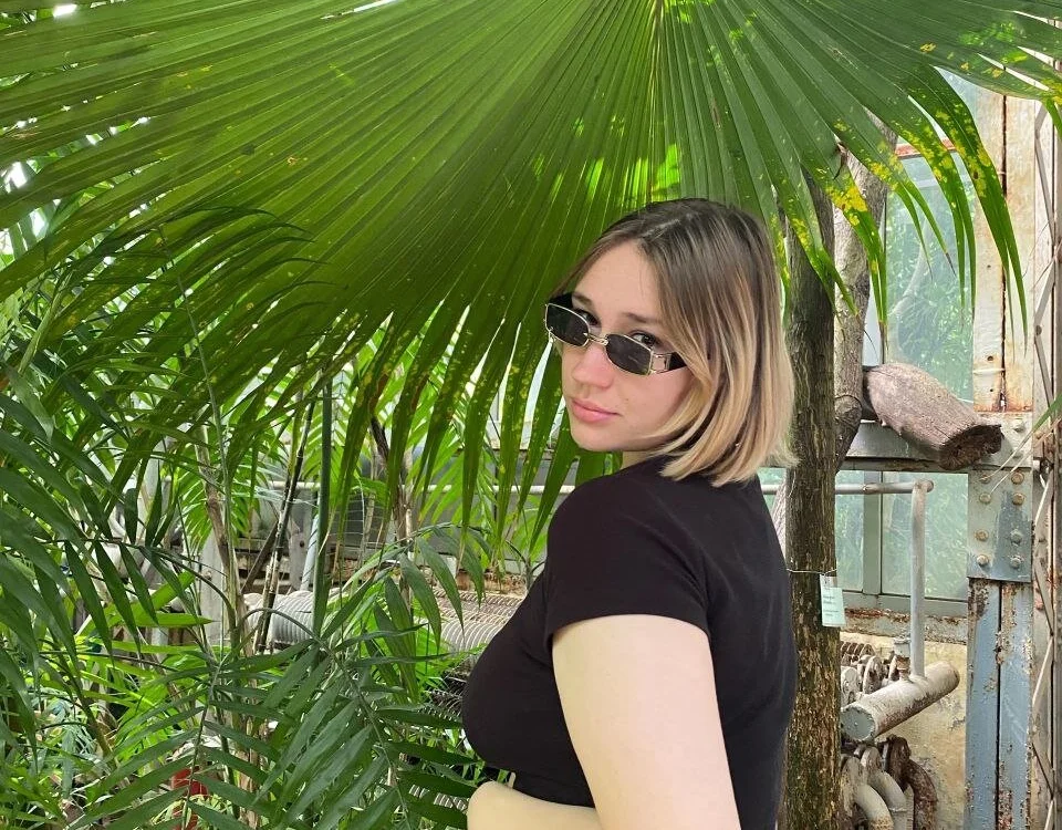 ClarePratillo's Offline Chat Room