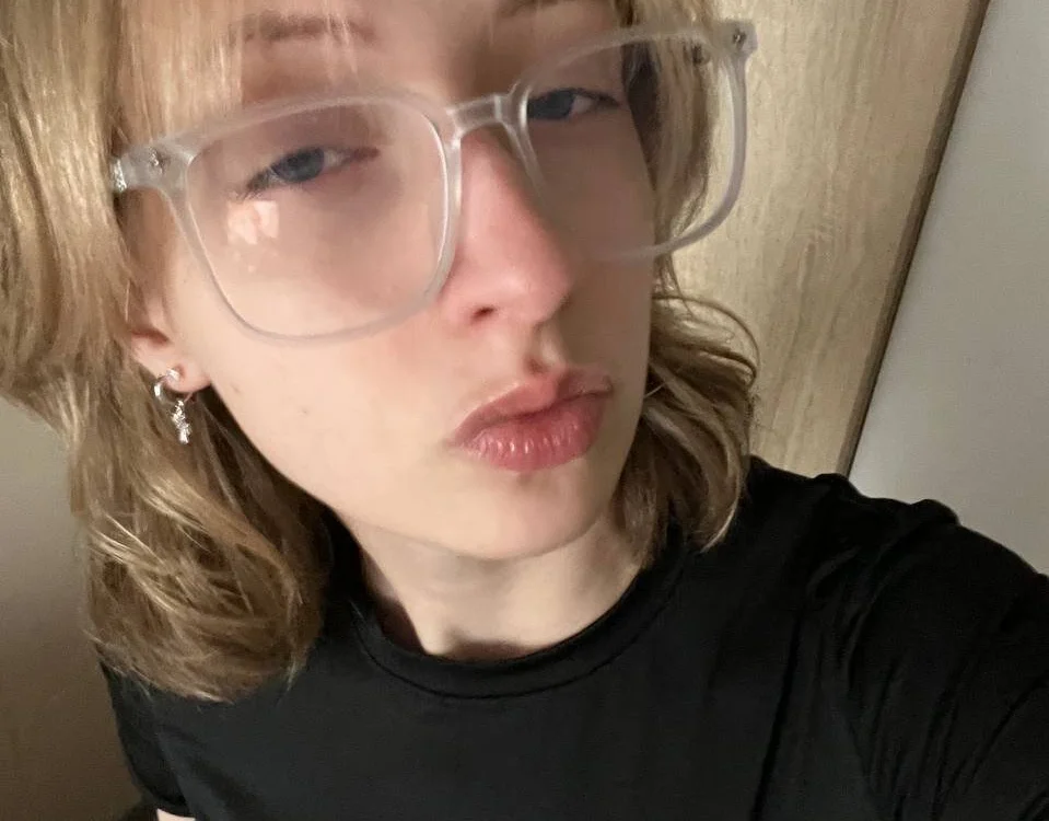 dirty_style's Offline Chat Room