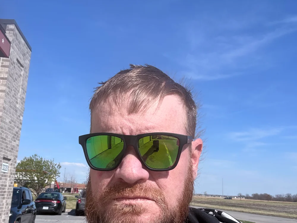 BigDickTravisJ offline XXX-chat